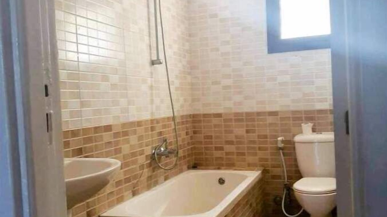 Photo of Bathroom in Muharam Bik