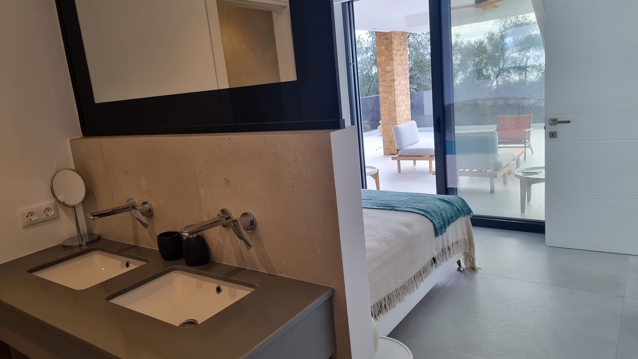 Photo of Bedroom in Parga