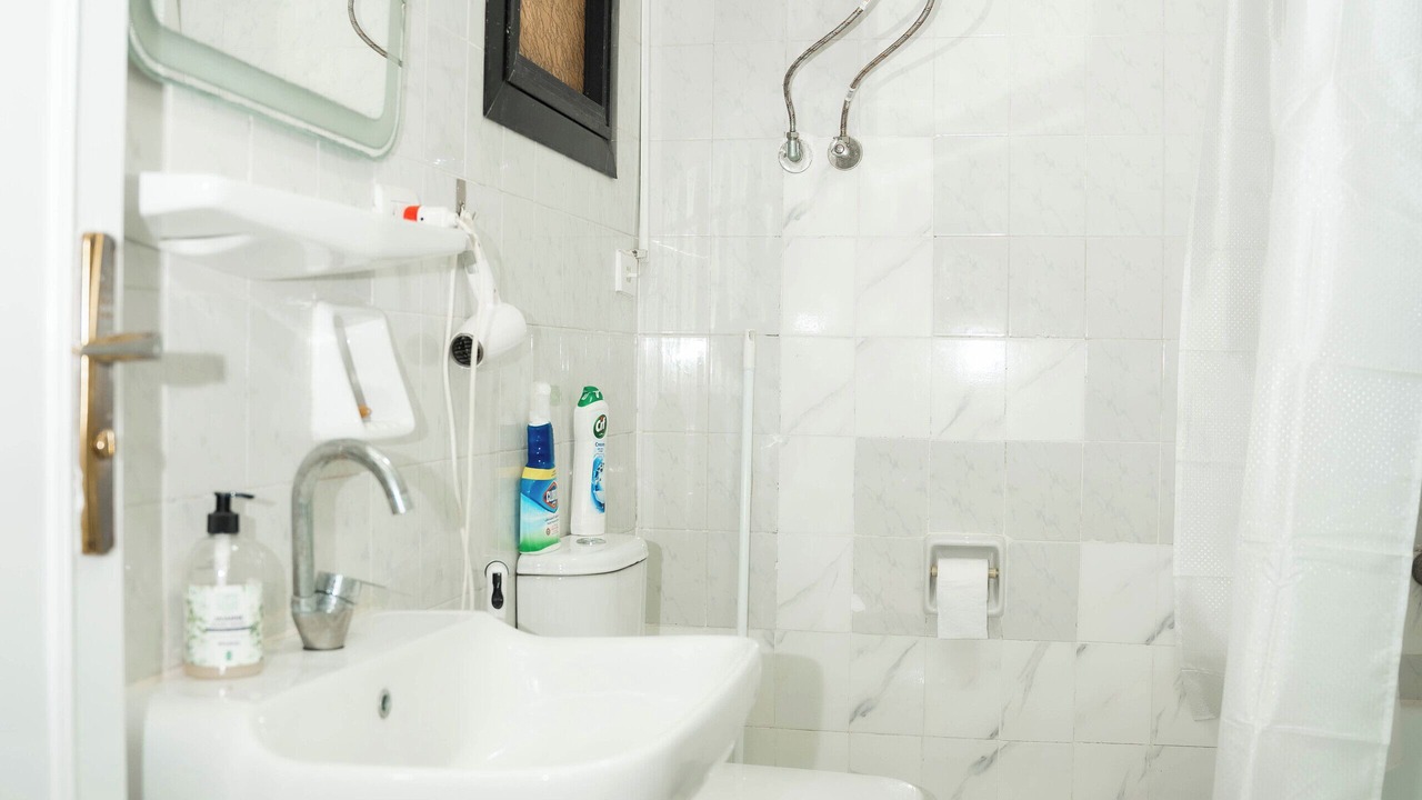 Photo of Bathroom in Yusuf as-Sidiq