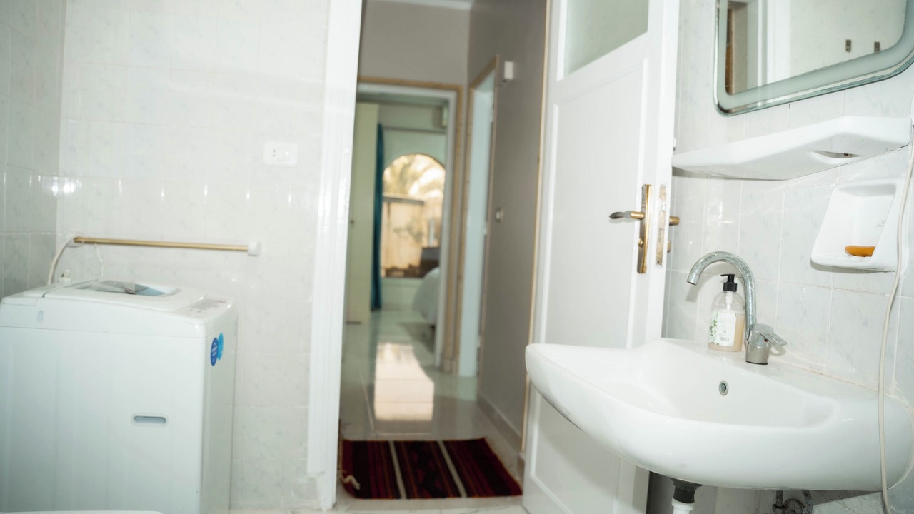 Photo of Bathroom in Yusuf as-Sidiq
