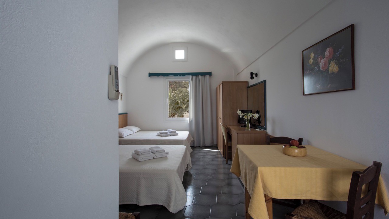 Photo of Bedroom in Perissa