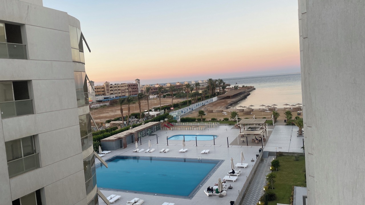 Photo of Patio Balcony in Corniche Road-Dahar