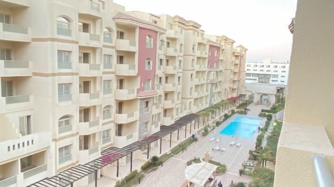 Photo of Patio Balcony in Corniche Road-Dahar