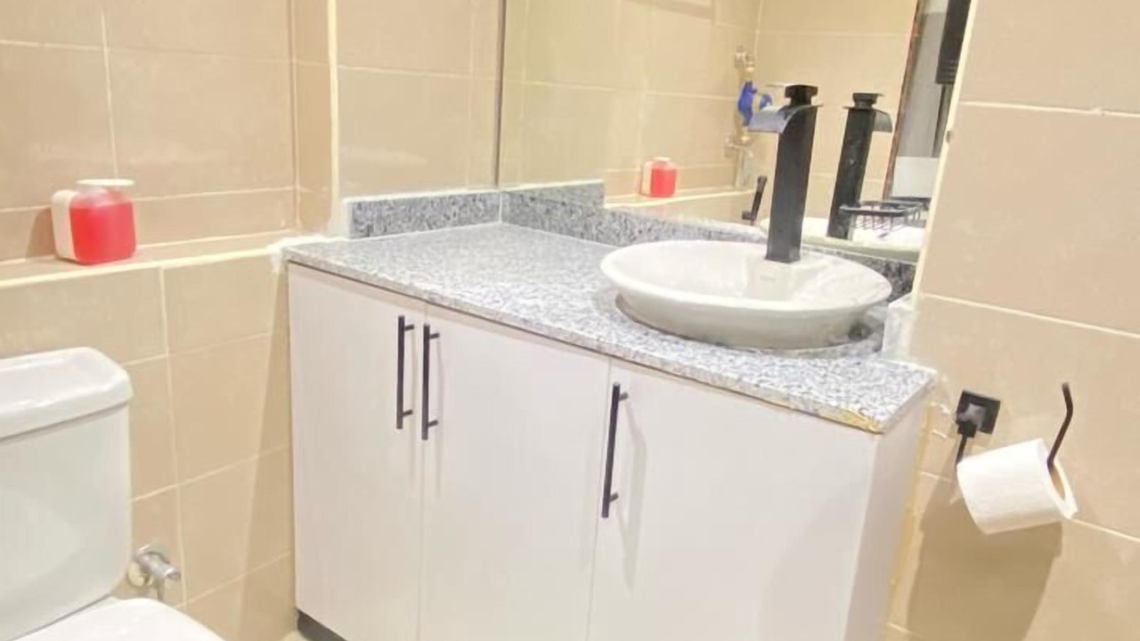 Photo of Bathroom in Corniche Road-Dahar