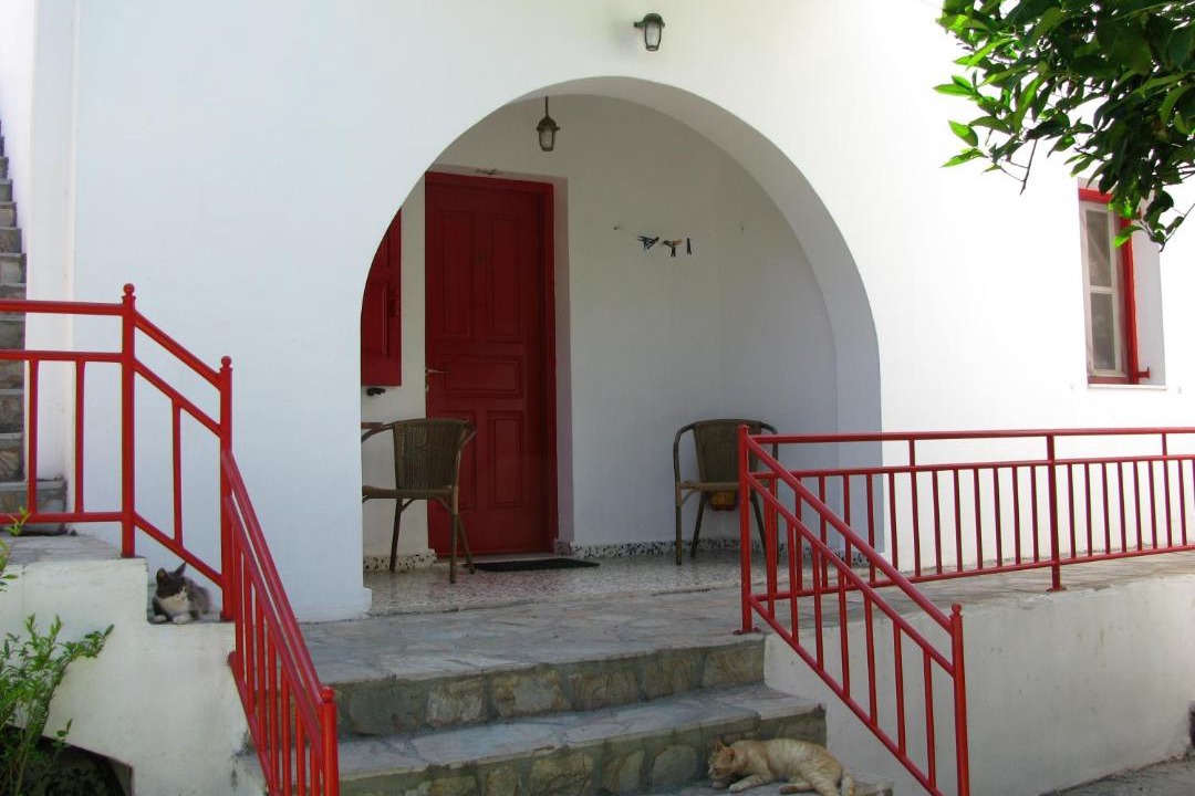 Photo of Others in Katapola