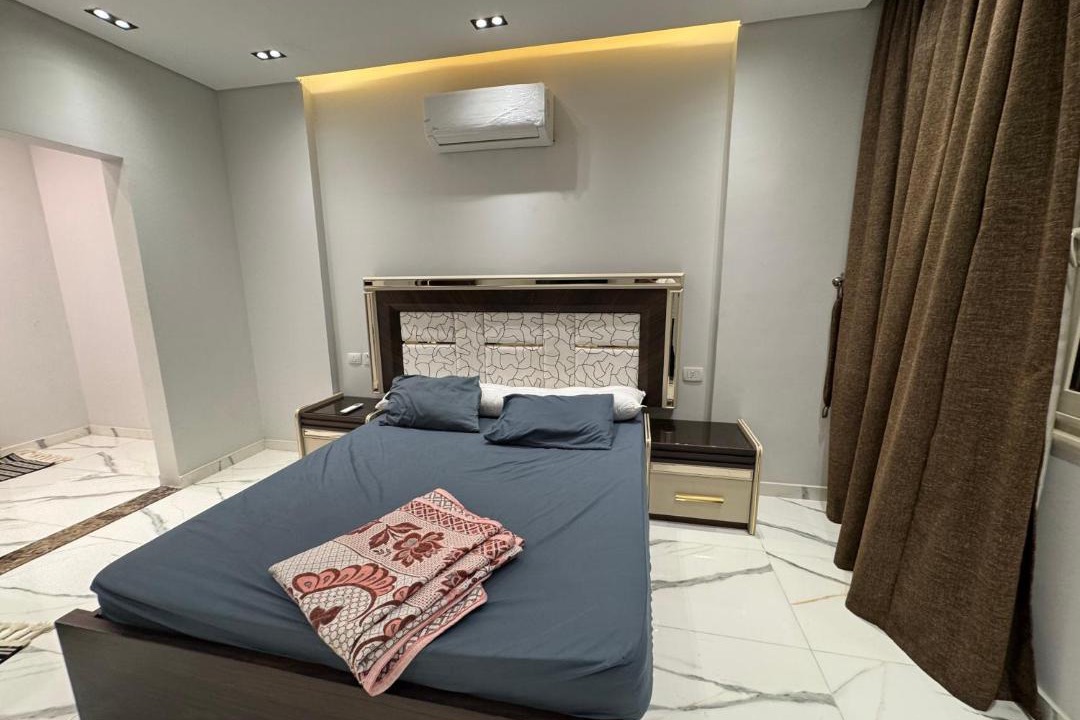 Photo of Bedroom in Sheikh Zayed City