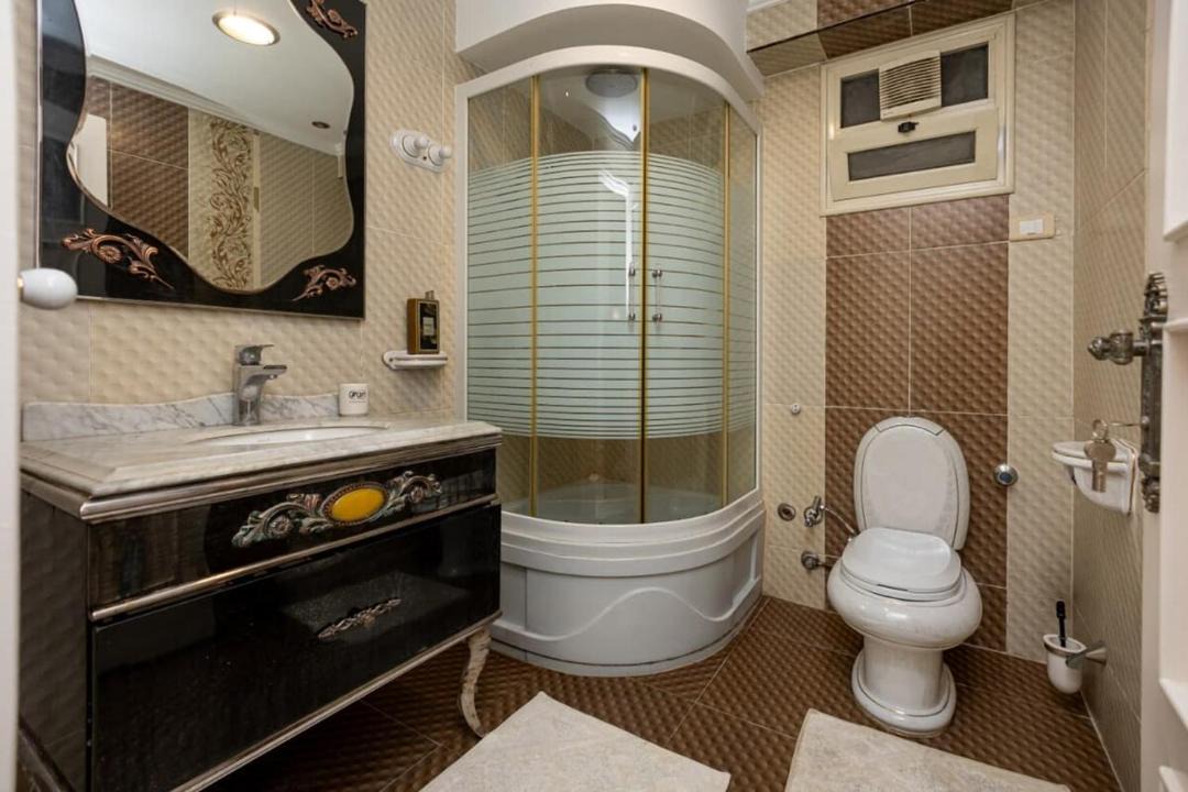 Photo of Bathroom in Bab Sharqi