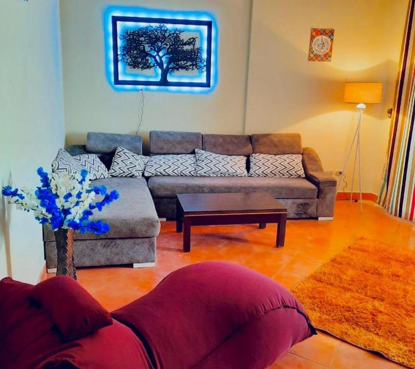 Photo of Livingroom in Ras Sudar