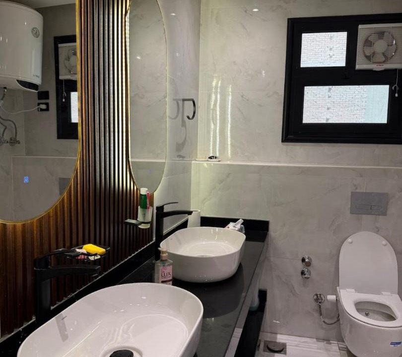 Photo of Bathroom in Turah