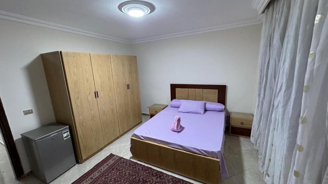 Photo of Bedroom in Pyramids Gardens