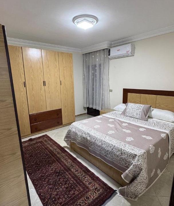 Photo of Bedroom in Pyramids Gardens