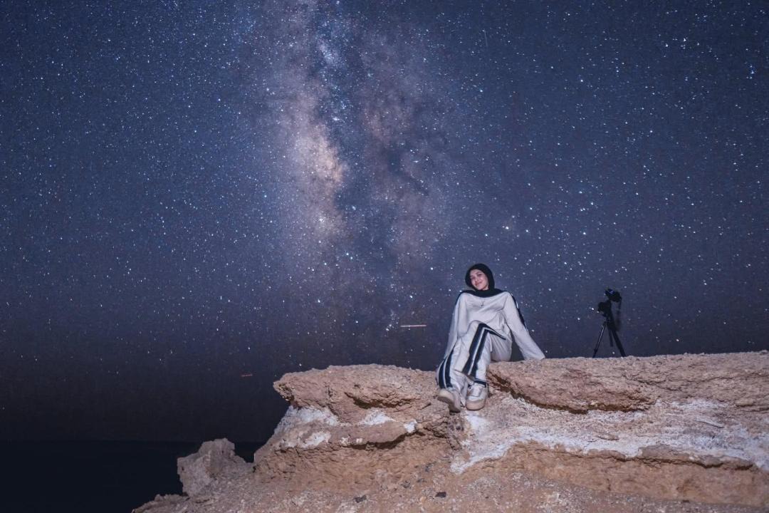 Photo of Human In Picture in Al-'Umraniyah