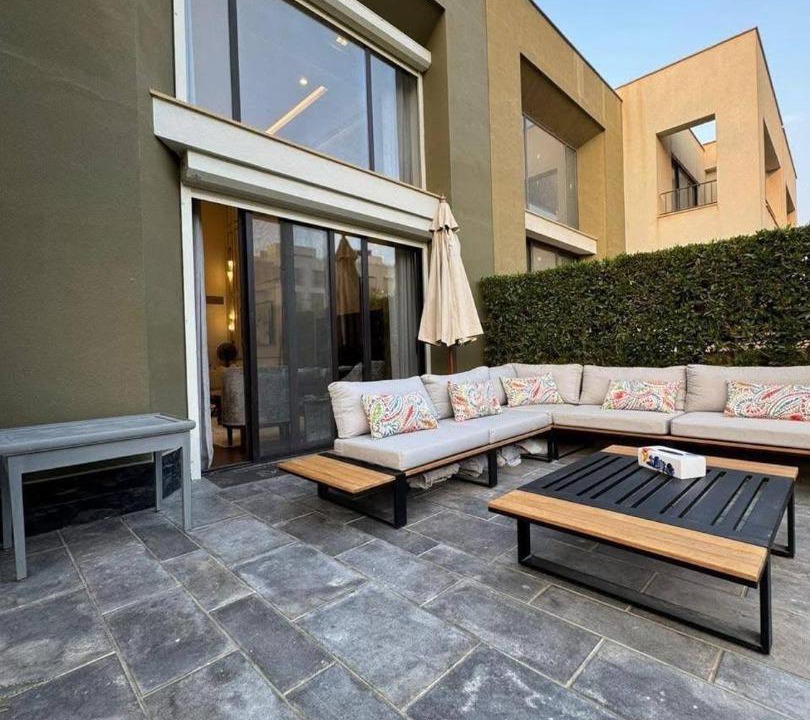 Photo of Patio Balcony in Sheikh Zayed City