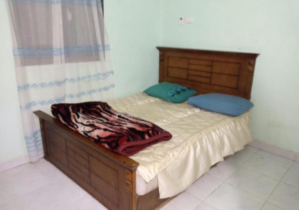 Photo of Bedroom in Kafrat al Jabal