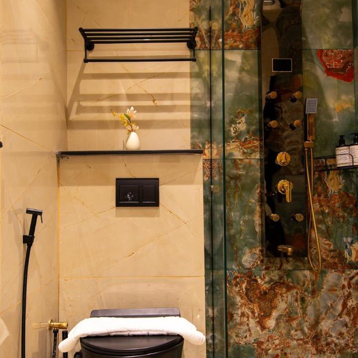 Photo of Bathroom in Garden City