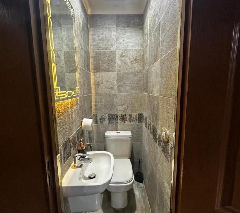Photo of Bathroom in Al-Basatin