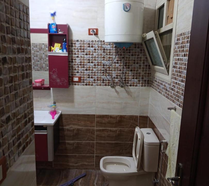 Photo of Bathroom in Pyramids Gardens