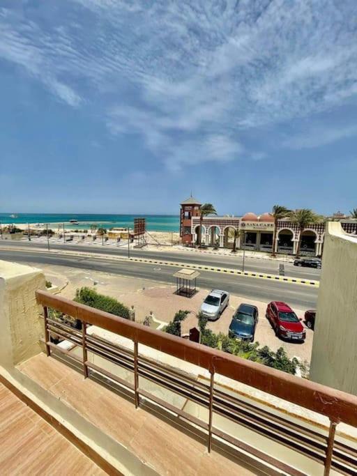 Photo of Others in Corniche Road-Dahar