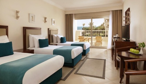 Superior Room, Partial Sea View (Triple)
