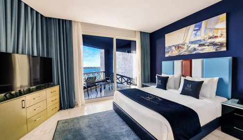 Superior Sea View one Bedroom Suite (Round Building)