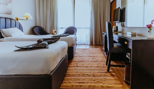 Room, River View
