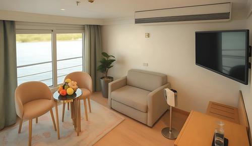Deluxe Suite, River View