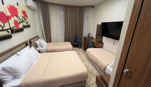 Design Triple Room, 1 Bedroom, Air conditioning, City View