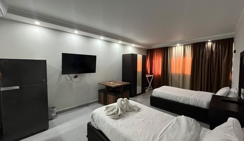 Junior Apartment, City View
