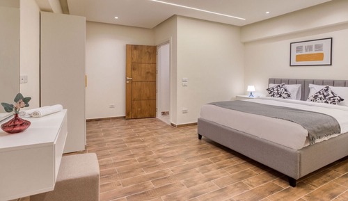 Apartment, 4 Bedrooms, River View