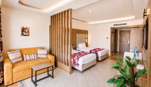 Royal Club Side Sea View