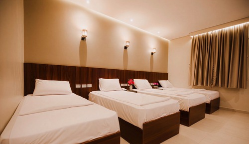Comfort Triple Room