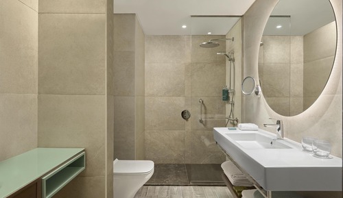 Deluxe Room, 1 King Bed