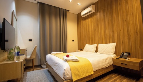Signature Room