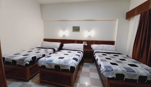 Basic Triple Room