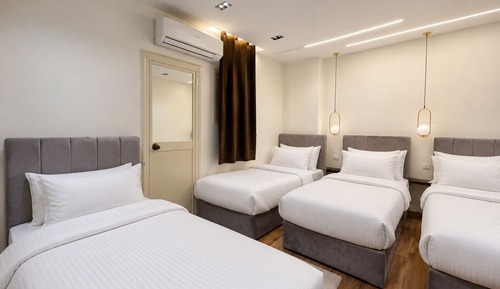 Deluxe Quadruple Room