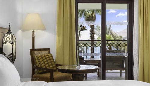 Deluxe Room, 2 Twin Beds, Balcony