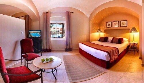 Junior Suite, Garden View