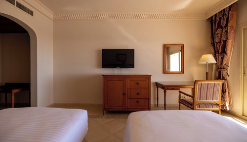 Standard Room, 2 Twin Beds, Balcony, Sea View (Pool Access)