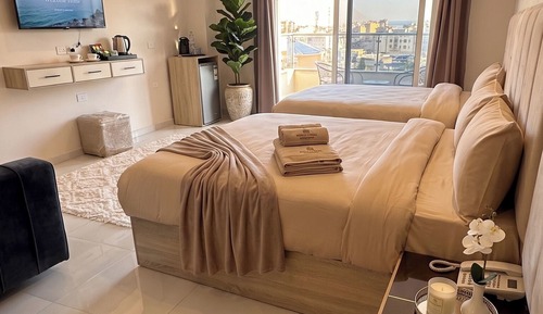 Deluxe Triple Room with Mountain View