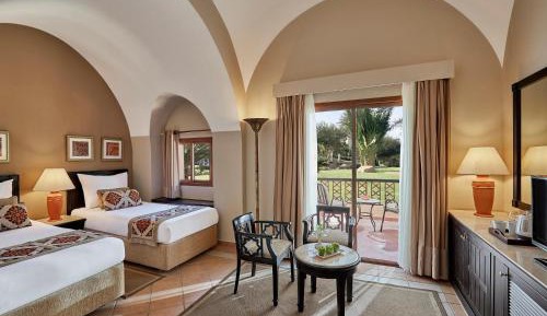 Superior, Queen or Twin Bed, Garden View