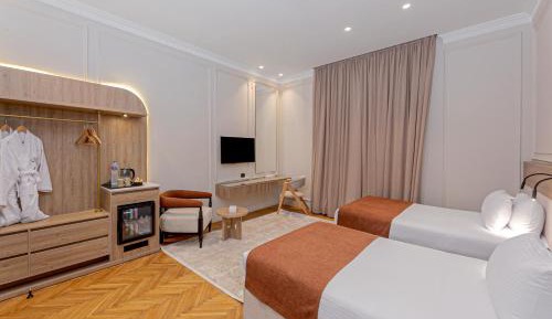 Superior Twin Room