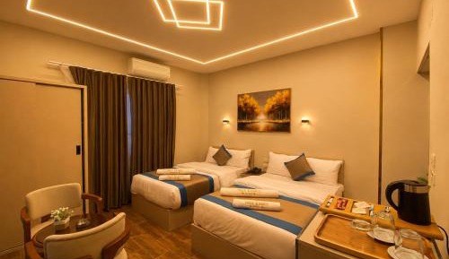 Deluxe Double or Twin Room with Balcony