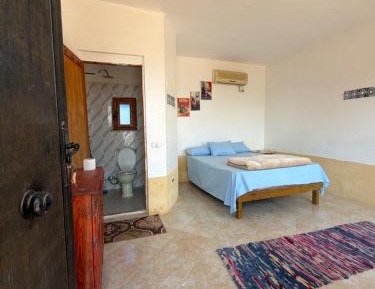 Economy Triple Room
