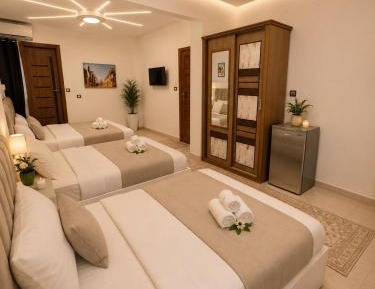 Quadruple Room with Terrace