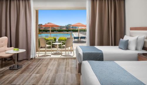 Double Room with Pool View