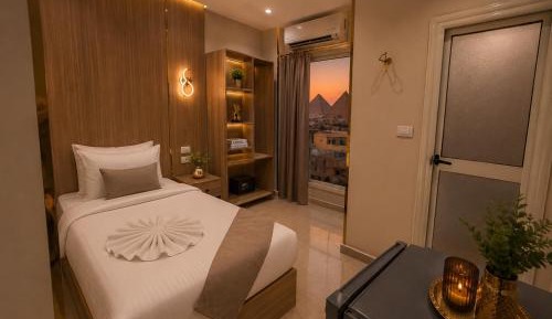 Single Room with Mountain View