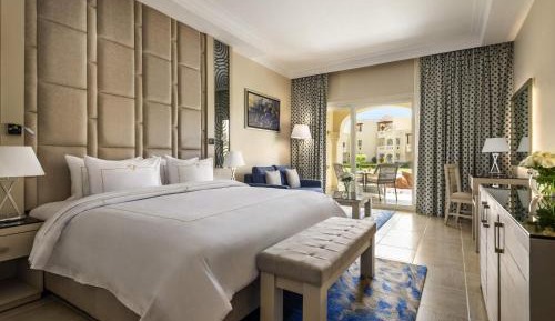 Superior Room King Bed
