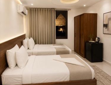 Deluxe Double or Twin Room with Mountain View