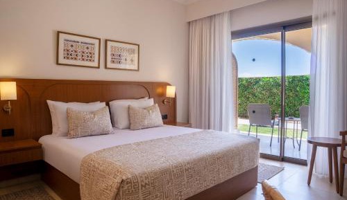 Superior, Queen or Twin Bed, Garden View