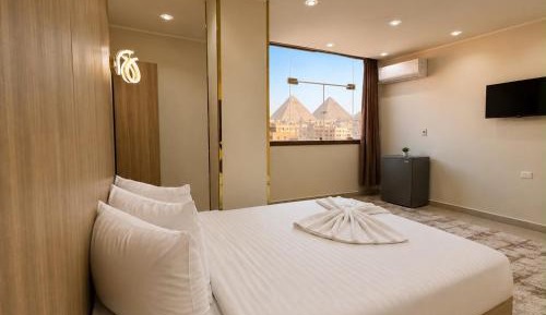 King Room with Mountain View